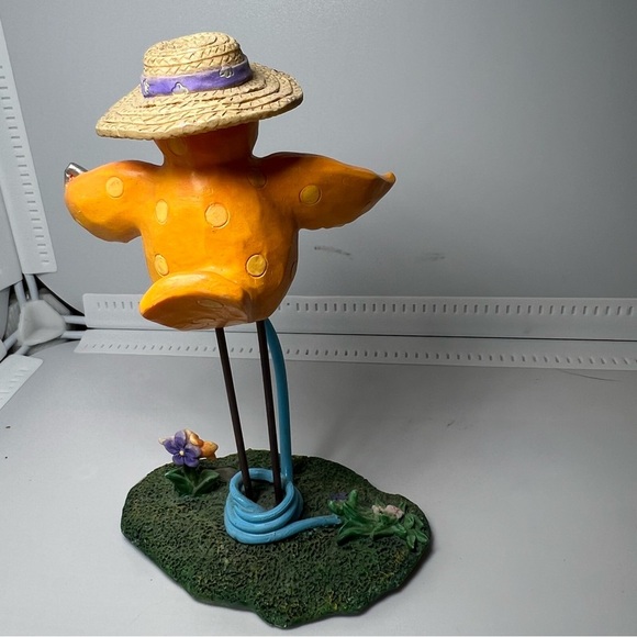 RUSS BERRIE TWEET ALONG WITH ME Yellow Gardening Yardbird FIGURINE 11679 - Picture 4 of 5